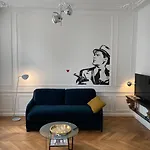 La Cour Apartment *